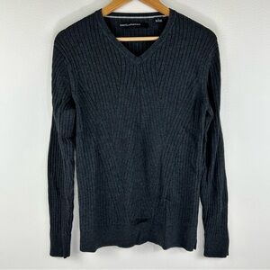 Vintage Perry Ellis Portfolio Women’s V-neck Sweater. Size L